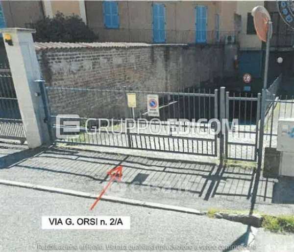 Box/posto auto in residenziale in Via Giuseppe Orsi