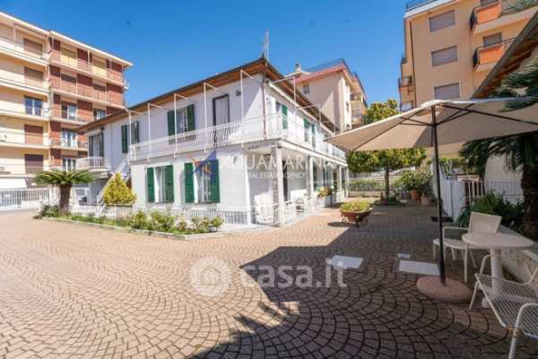 Appartamento in residenziale in Via Bent. Amilcare Nuvolone 70