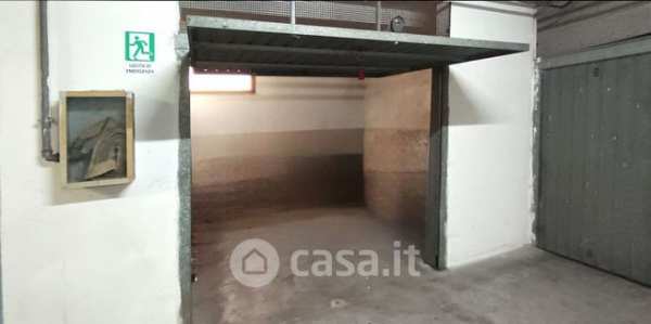 Box/posto auto in residenziale in Corso Italia