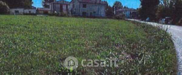 Terreno edificabile in residenziale in Via Correggio
