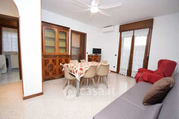 Appartamento in residenziale in Via Patrioti