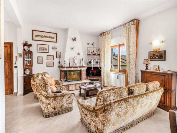 Appartamento in residenziale in Via G. Donizetti 7