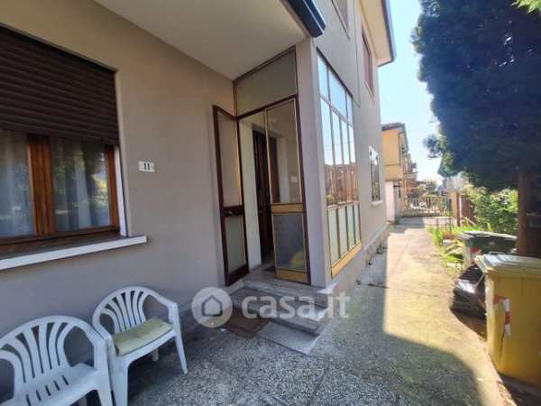 Casa bi/trifamiliare in residenziale in Via Gorizia