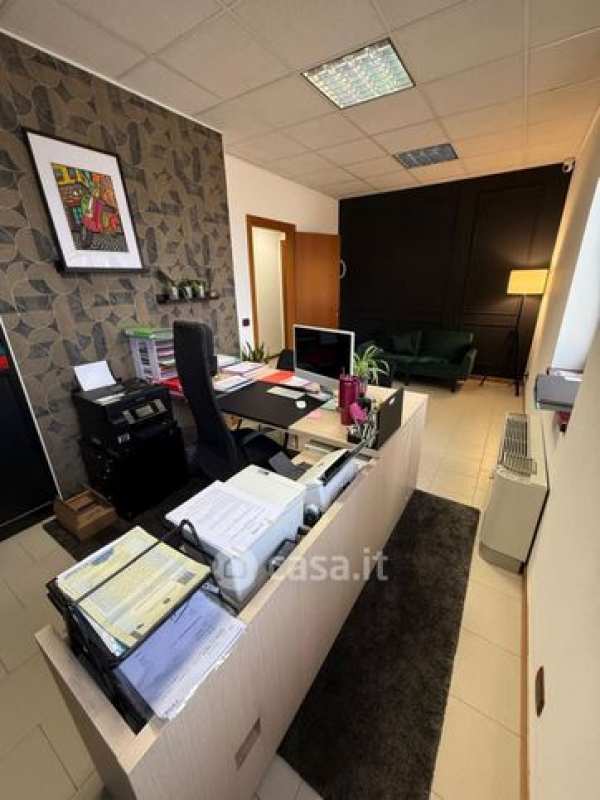 Ufficio in commerciale in Via Cà Nova Zampieri 4 E