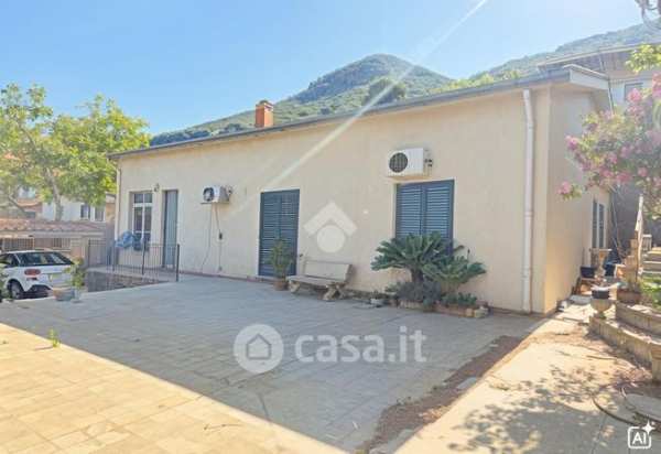 Villa in residenziale in Via Valle Paradiso 69