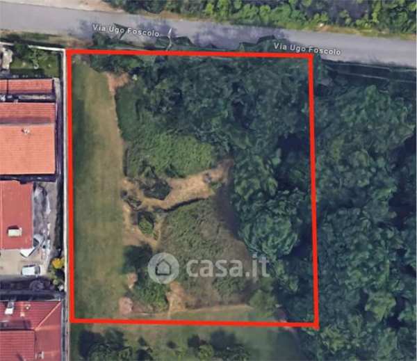 Terreno edificabile in residenziale in Via Ugo Foscolo