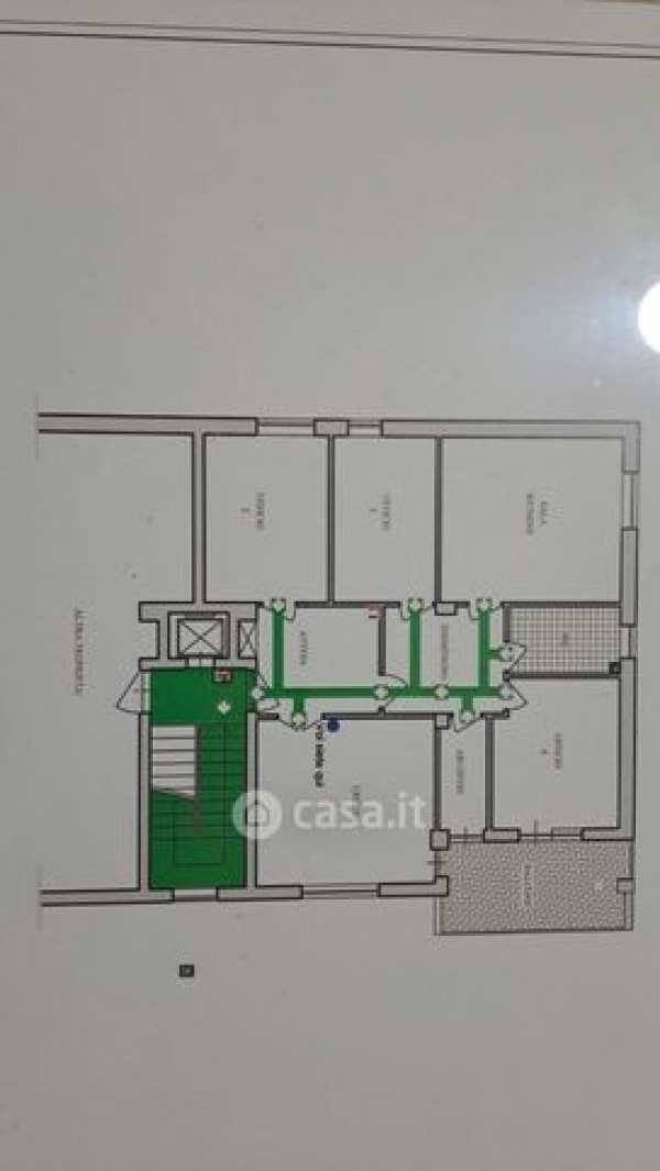 Ufficio in commerciale in Via Luigi Mercantini 23