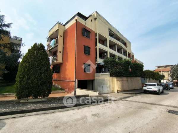 Appartamento in residenziale in Via Santa Croce 30