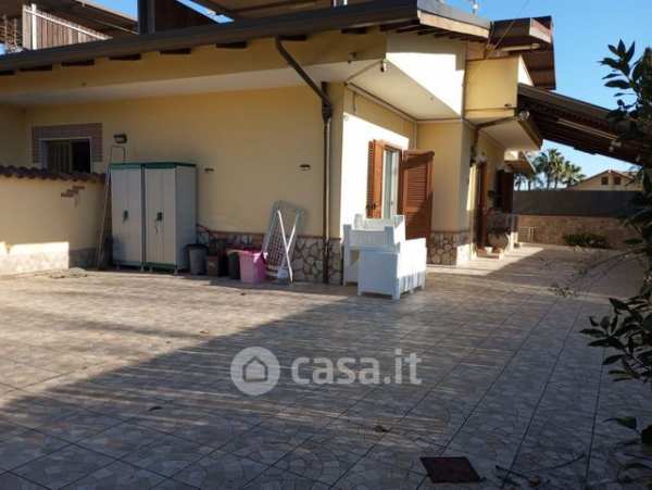Villa in residenziale in Via Monte D'Argento 42