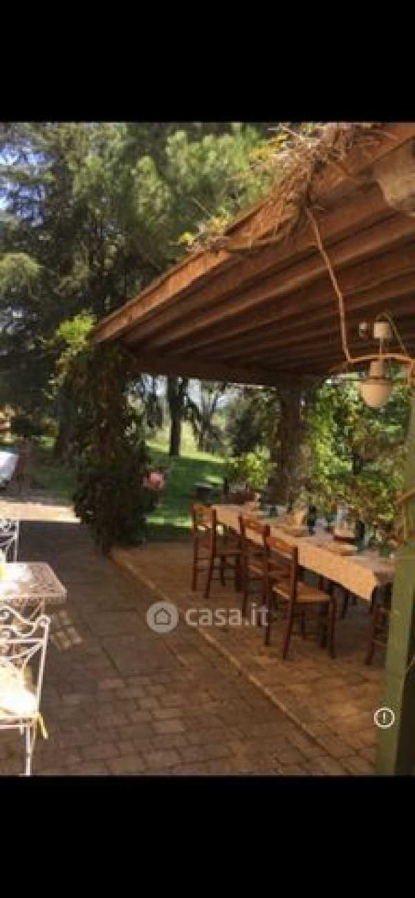 Rustico/casale in residenziale in Via di Bracciatica