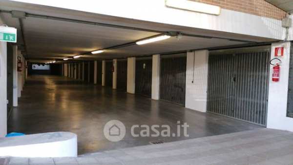 Box/posto auto in residenziale in Via della Posta