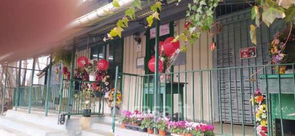 Attivitã /licenza (con o senza mura) in commerciale in Via Giacomo Zanella 19 A