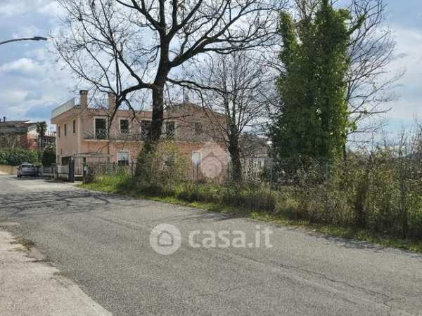 Rustico/casale in residenziale in Via Prenestina 3
