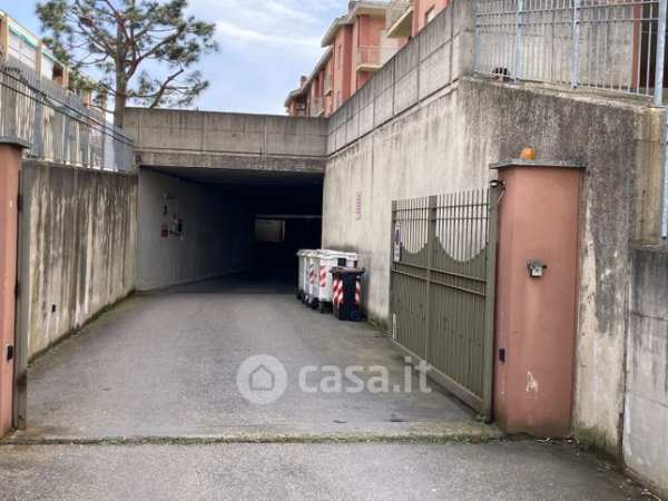 Box/posto auto in residenziale in Via Andezeno 22
