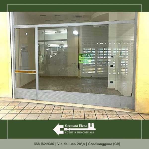 Ufficio in commerciale in Via Giovanni Favagrossa 14