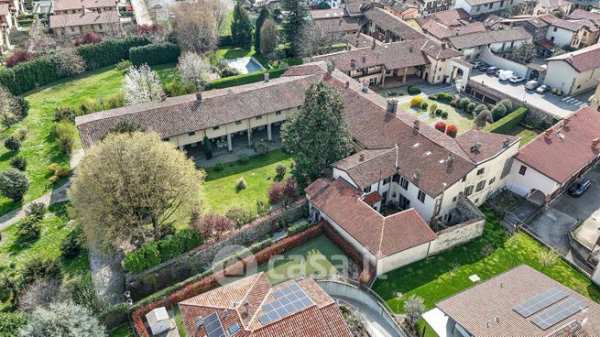 Rustico/casale in residenziale in Via Vittorio Veneto 2