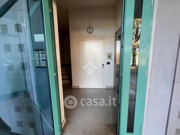 Ufficio in commerciale in Via Pionca 4