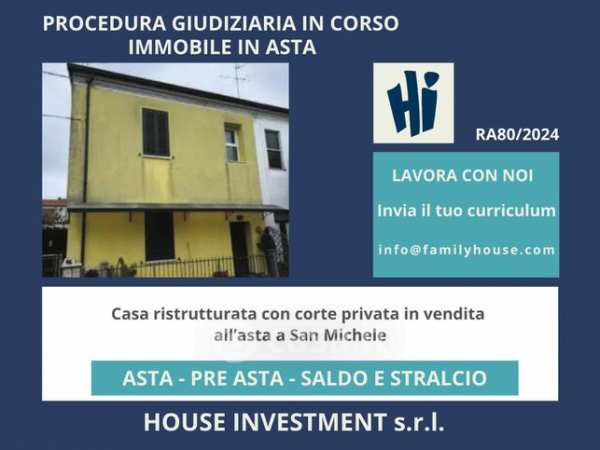 Casa indipendente in residenziale in Via Casona 10