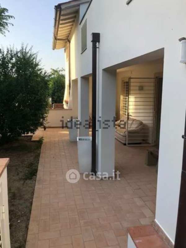 Casa indipendente in residenziale in Via Buia