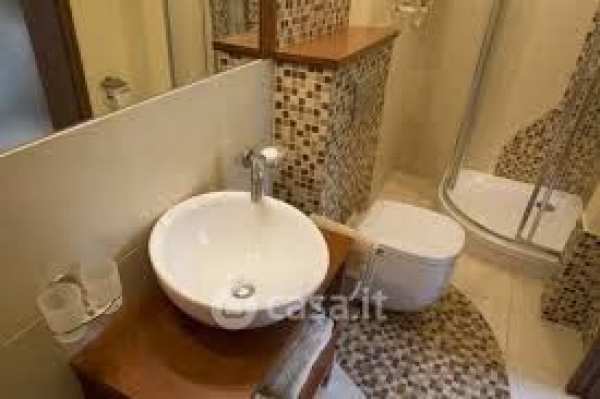 Appartamento in residenziale in Via Santi Saccenti 55