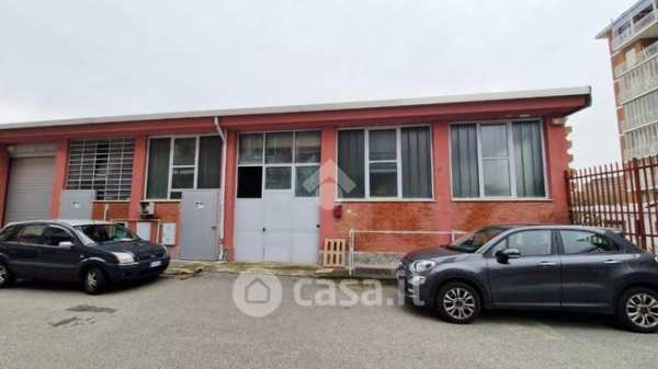 Capannone in commerciale in Via Guido Reni 96