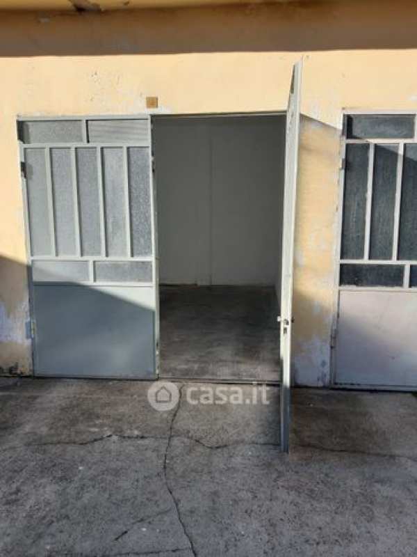 Box/posto auto in residenziale in Corso Grosseto 157