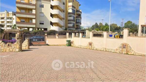 Box/posto auto in residenziale in 