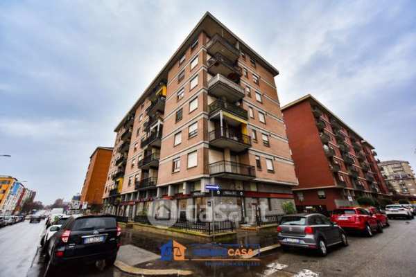 Negozio/locale commerciale in commerciale in Via Giordano Bruno 198