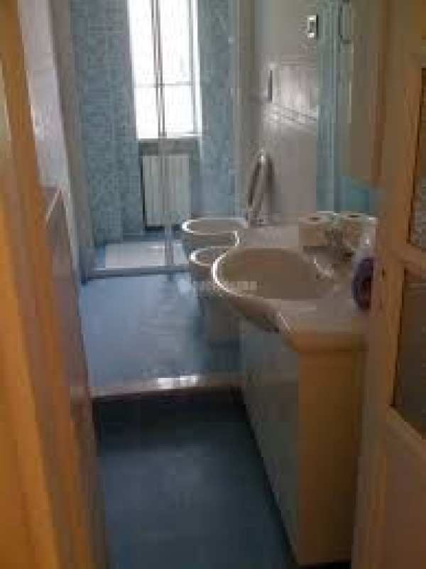 Appartamento in residenziale in Via G. Leopardi 25