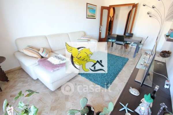 Appartamento in residenziale in Via Ischia