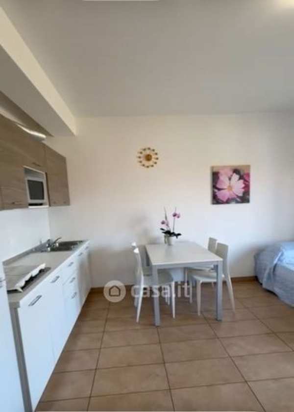 Appartamento in residenziale in Via Firenze 32