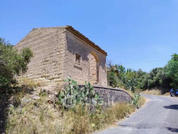 Terreno agricolo in commerciale in Contrada SCALPELLO