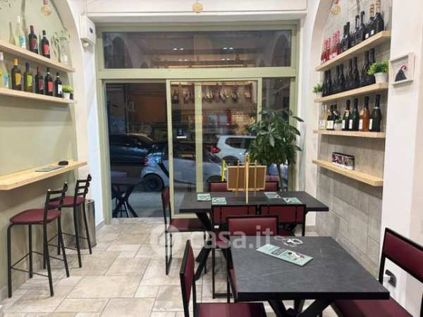 Negozio/locale commerciale in commerciale in Via S. MARIA DELLA LIBERA