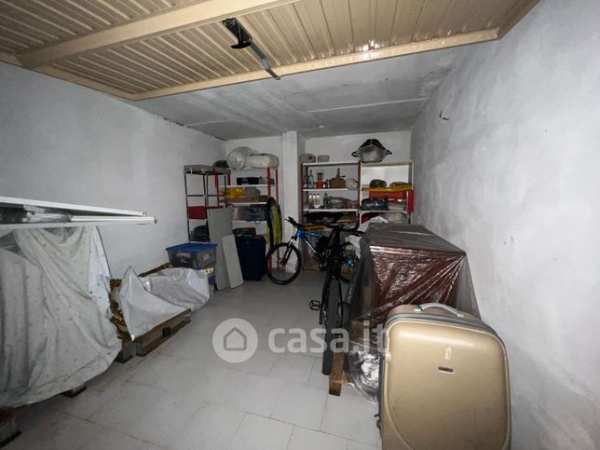Box/posto auto in residenziale in Strada Privata del Doccio 2