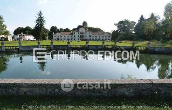 Villa in residenziale in Via Roma