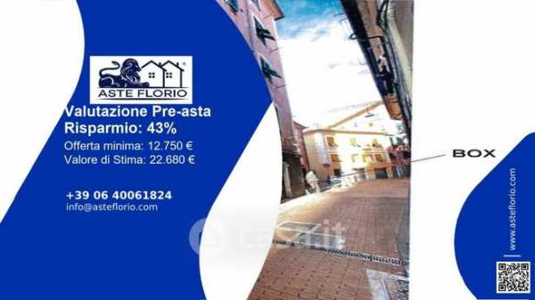 Box/posto auto in residenziale in Via Beata Chiara 10