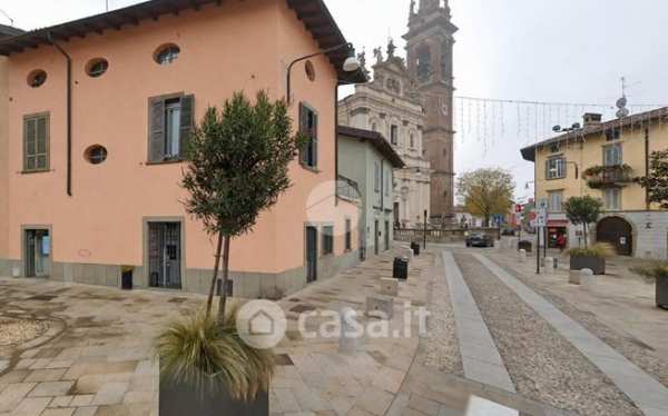Ufficio in commerciale in Piazza LibertÃ 