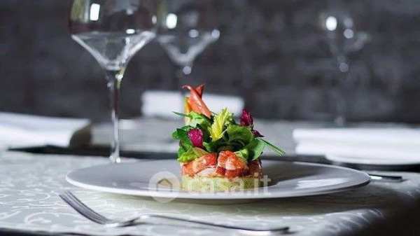 Attivitã /licenza (con o senza mura) in commerciale in Via Elio Bernabei