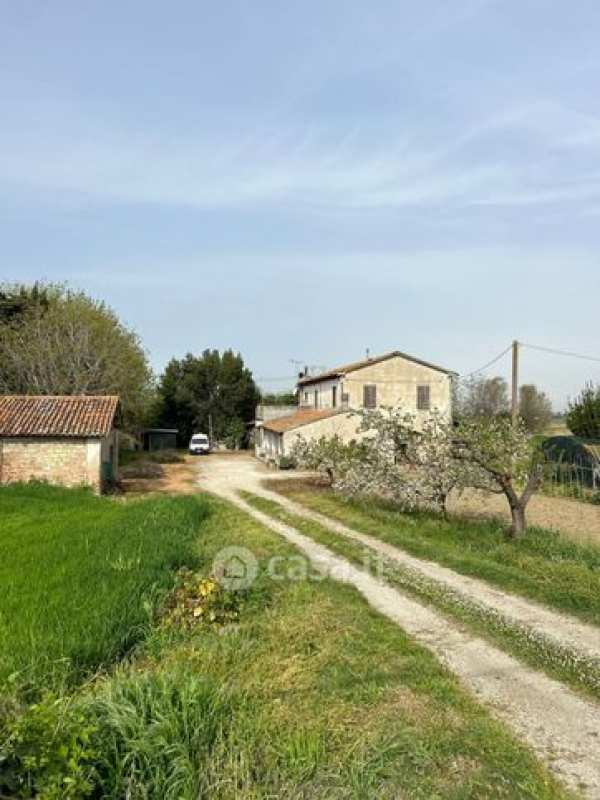 Rustico/casale in residenziale in Via Rubicone Sinistra 17