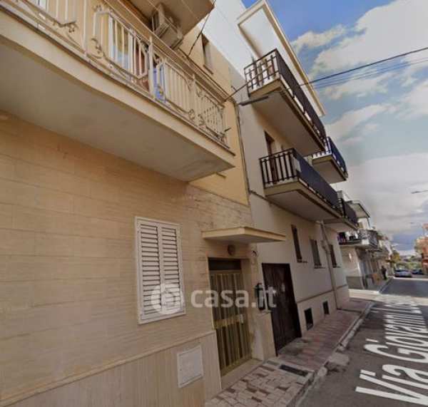 Appartamento in residenziale in Via Giovanni Losavio 67