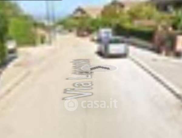 Box/posto auto in residenziale in Via Levante