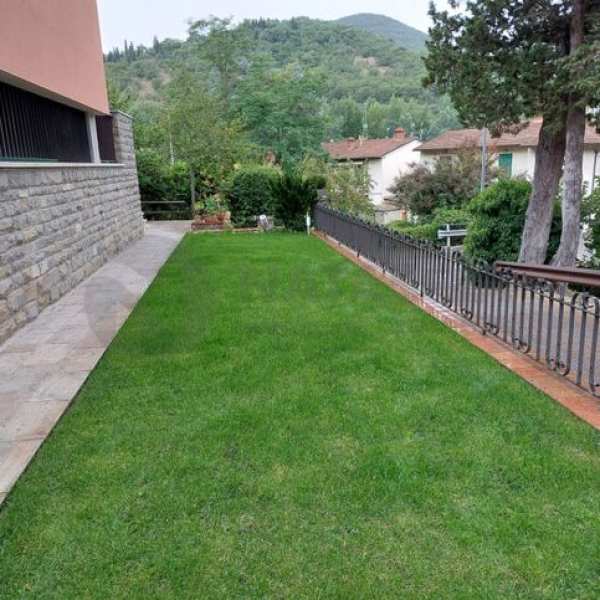 Appartamento in residenziale in Via Fratelli Carli