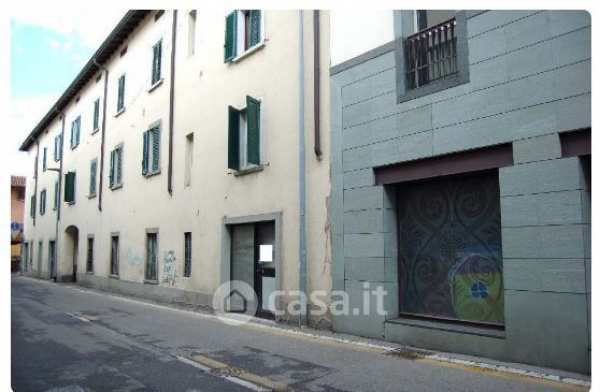 Ufficio in commerciale in Via Monsignor Guglielmo Carozzi 3
