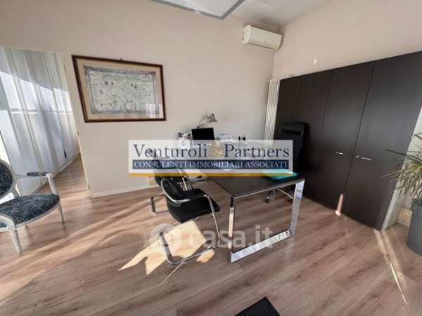 Ufficio in commerciale in Via delle Rimembranze
