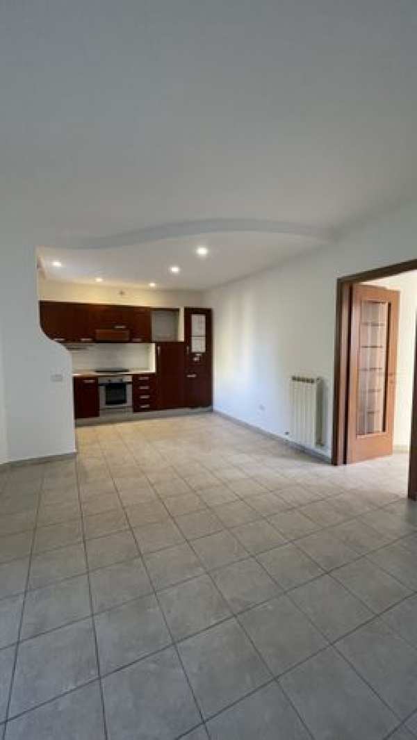 Appartamento in residenziale in Via Paolo Giacometti 10/B