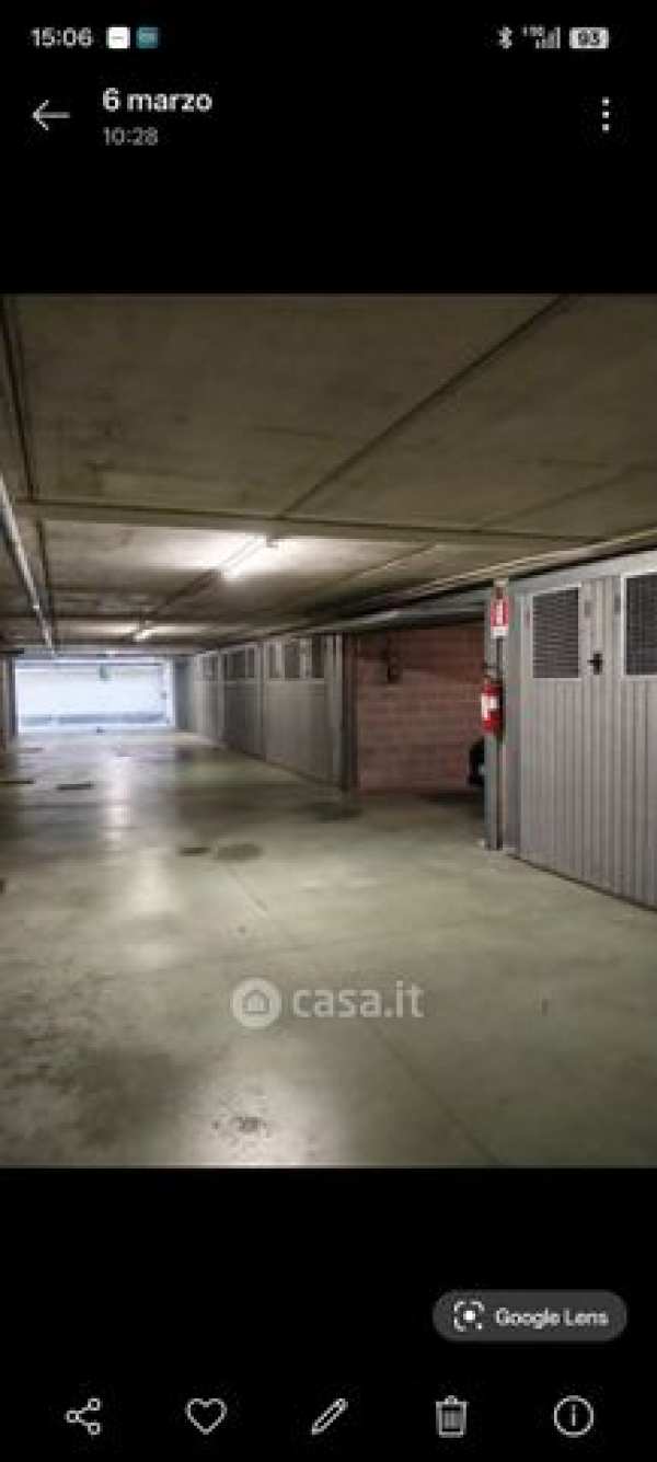 Box/posto auto in residenziale in Via piacenza n 16