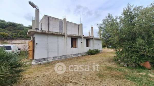 Villa in residenziale in SS127