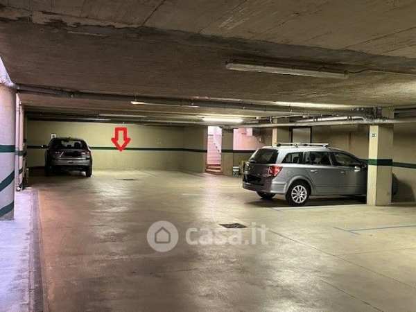 Box/posto auto in residenziale in Via Ghibellina 3