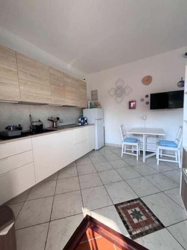 Appartamento in residenziale in Via Talamonese