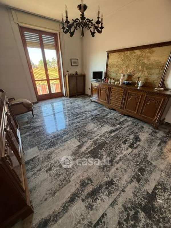 Appartamento in residenziale in Via Lonate Pozzolo